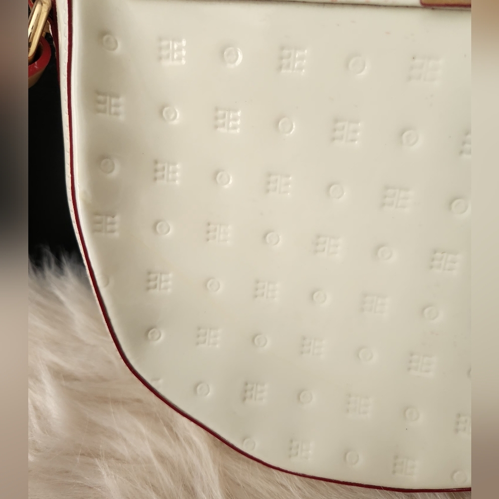 Arcadia Cream and Tan Crossbody Purse **Please Read Description** - Picture 8 of 14